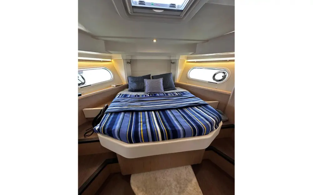 slider 17 Beneteau Swift Trawler 41 Fly