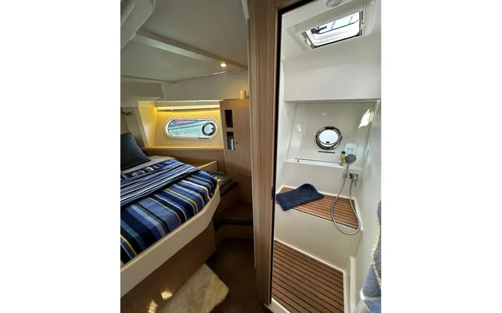 slider 18 Beneteau Swift Trawler 41 Fly