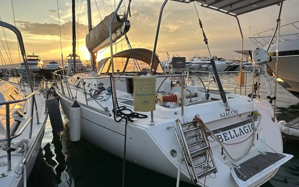 slider 0 Beneteau First 47.7