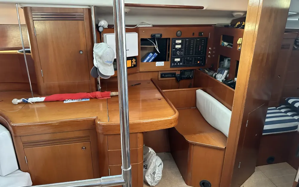 slider 31 Beneteau First 47.7