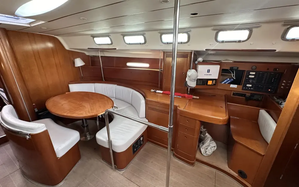 slider 32 Beneteau First 47.7