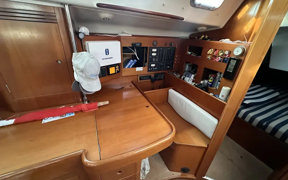slider 34 Beneteau First 47.7