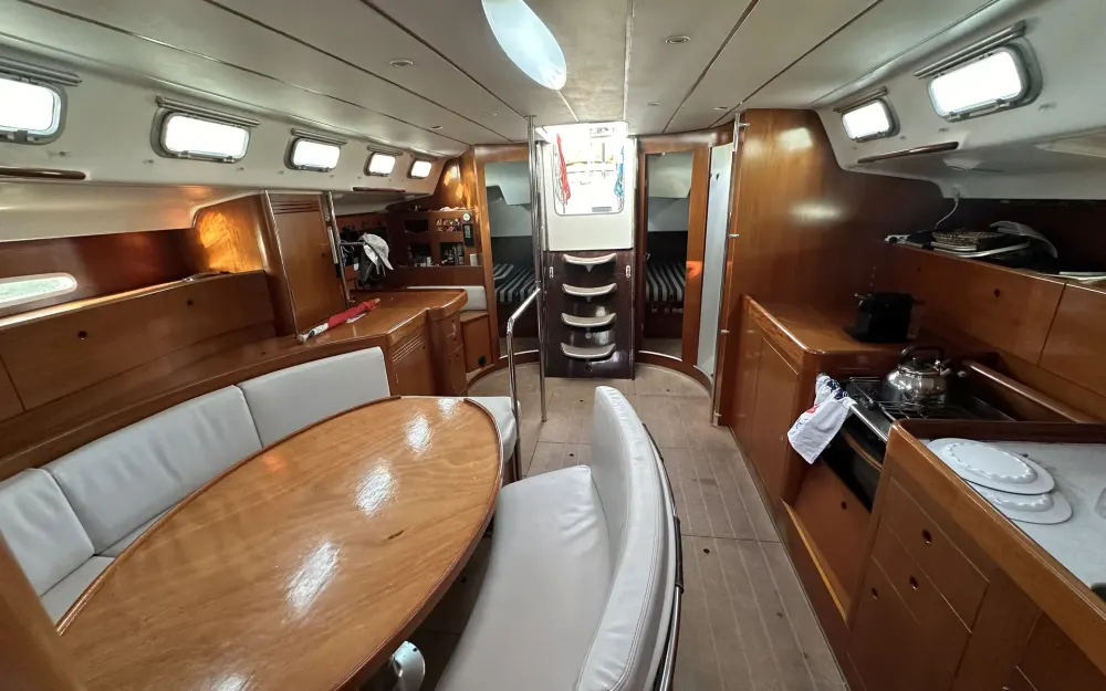 slider 36 Beneteau First 47.7