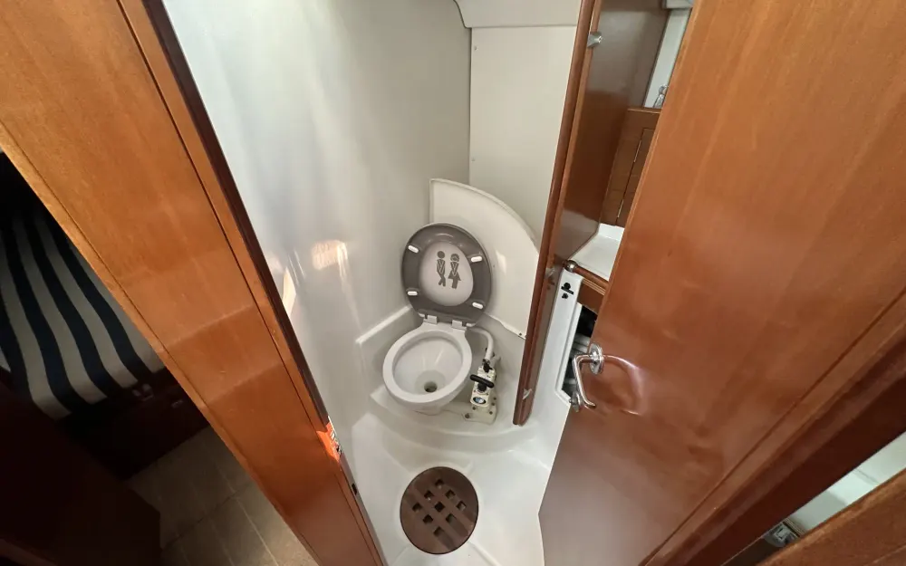 slider 42 Beneteau First 47.7