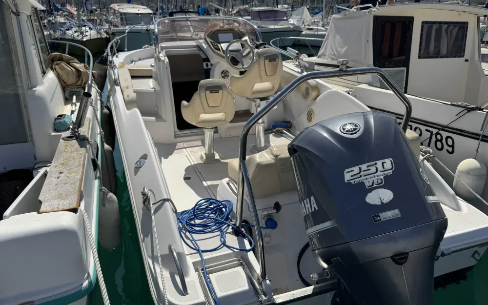slider 0 Sessa Marine Key Largo 24