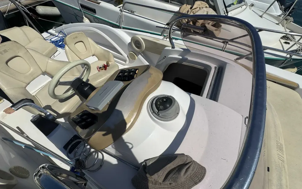 slider 7 Sessa Marine Key Largo 24 - null