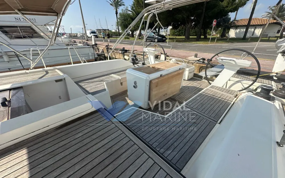 slider 3 Beneteau Oceanis 51.1