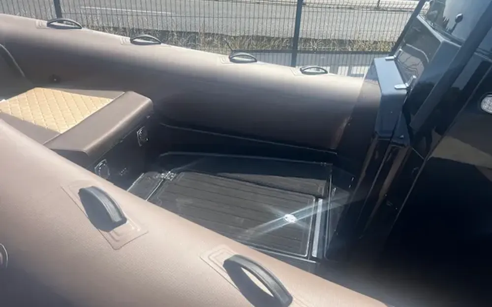 slider 10 Brig Navigator 22