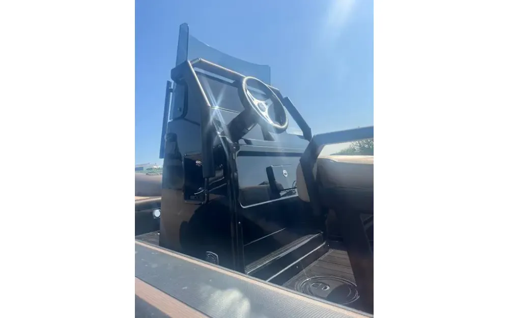 slider 2 Brig Navigator 22