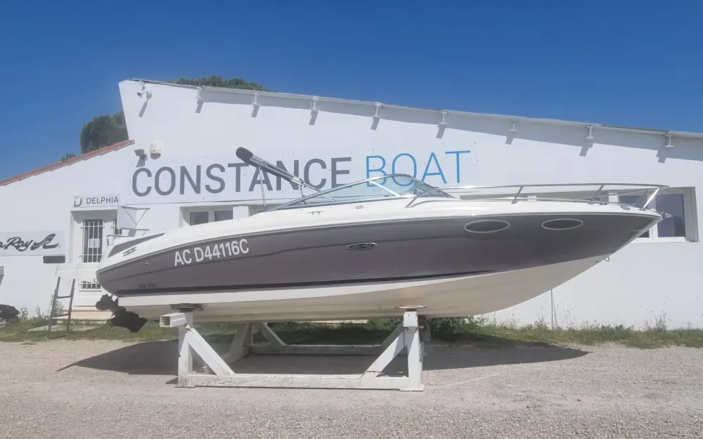 slider 25 Sea Ray  240 Sunsport
