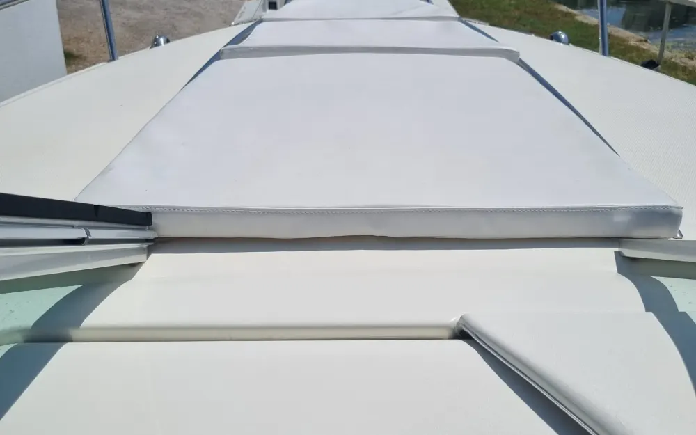 slider 27 Sea Ray  240 Sunsport