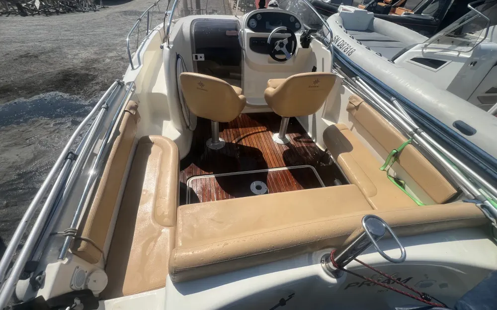 slider 7 Jeanneau Cap Camarat 715 WA - null