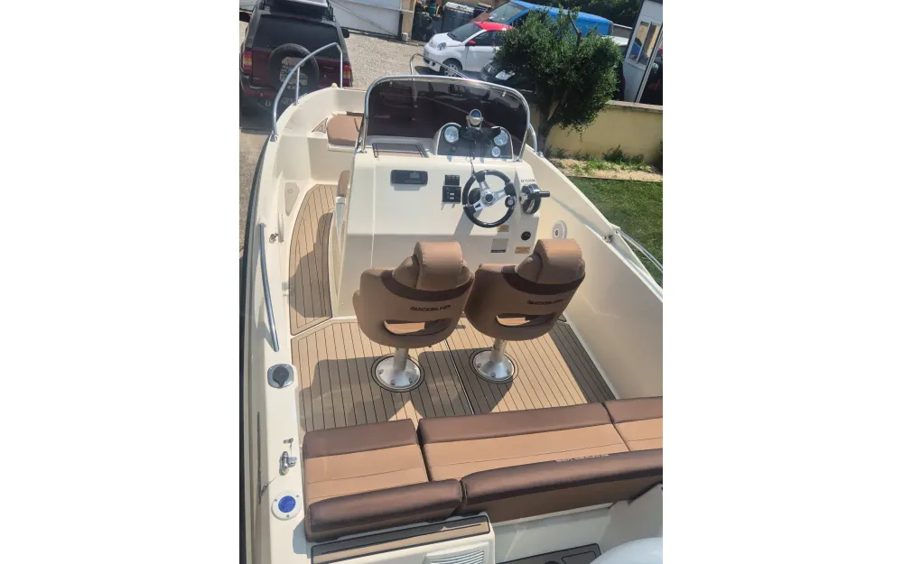 slider 5 Quicksilver Activ 555 Open