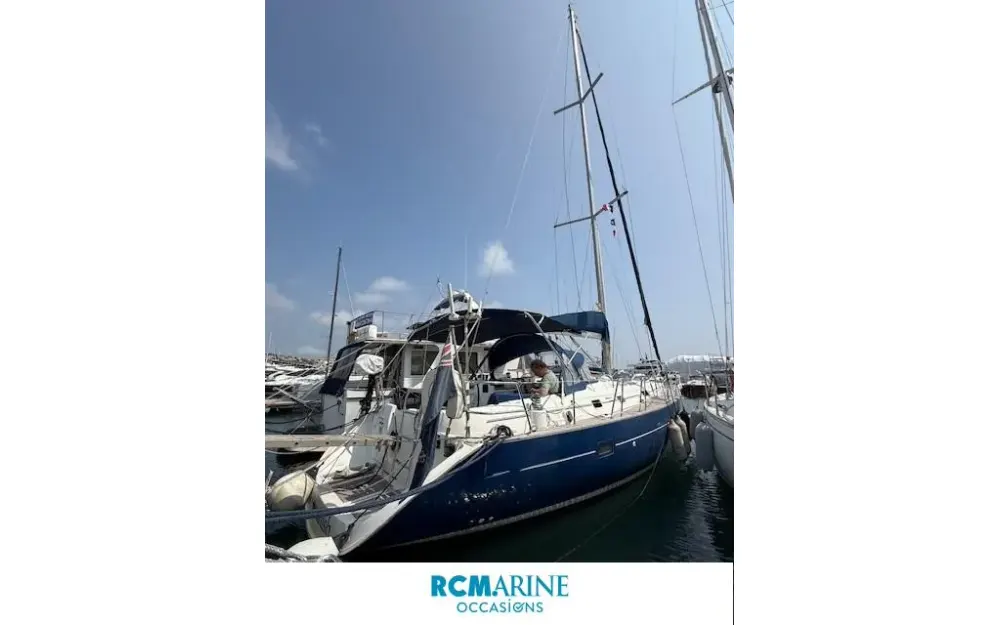 slider 0 Beneteau Oceanis 411 Celebration