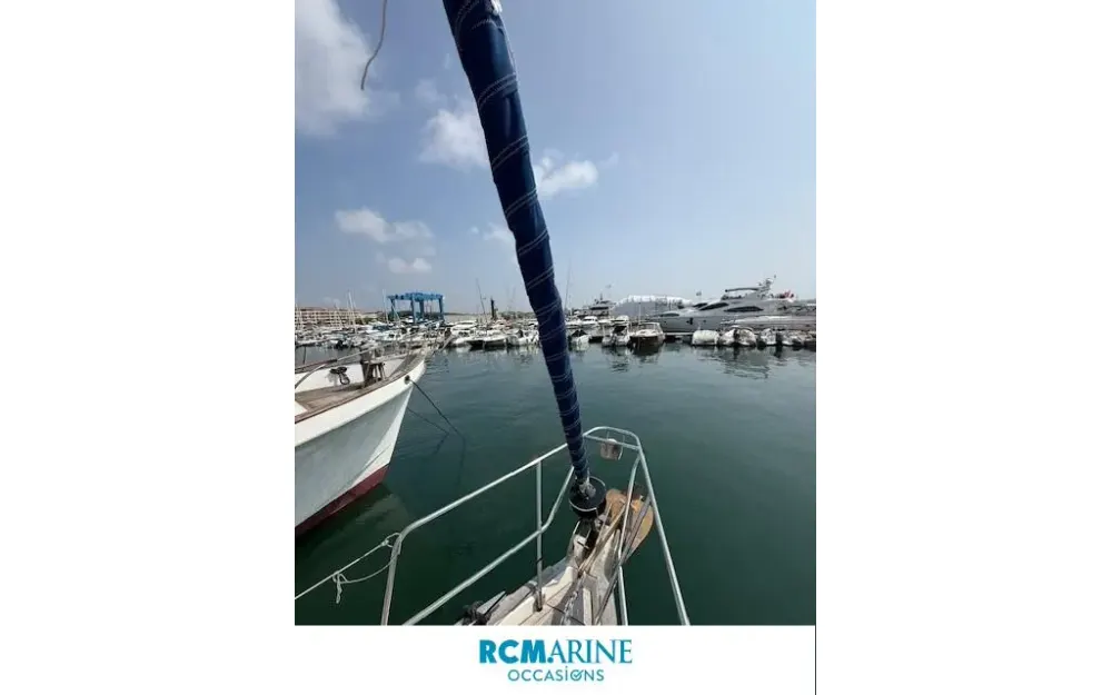 slider 11 Beneteau Oceanis 411 Celebration
