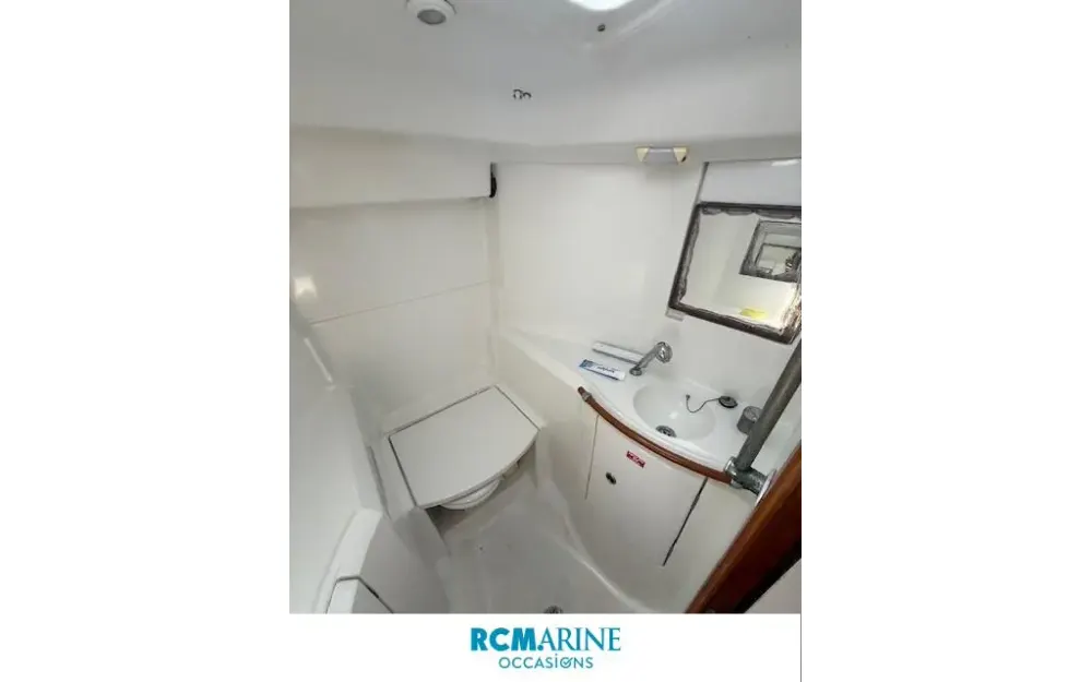 slider 18 Beneteau Oceanis 411 Celebration