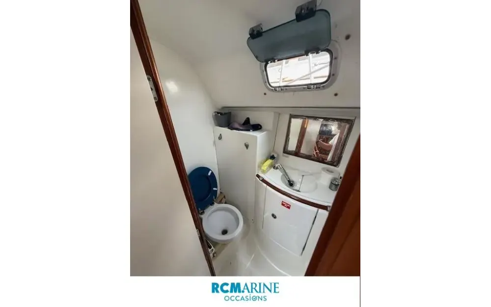 slider 21 Beneteau Oceanis 411 Celebration