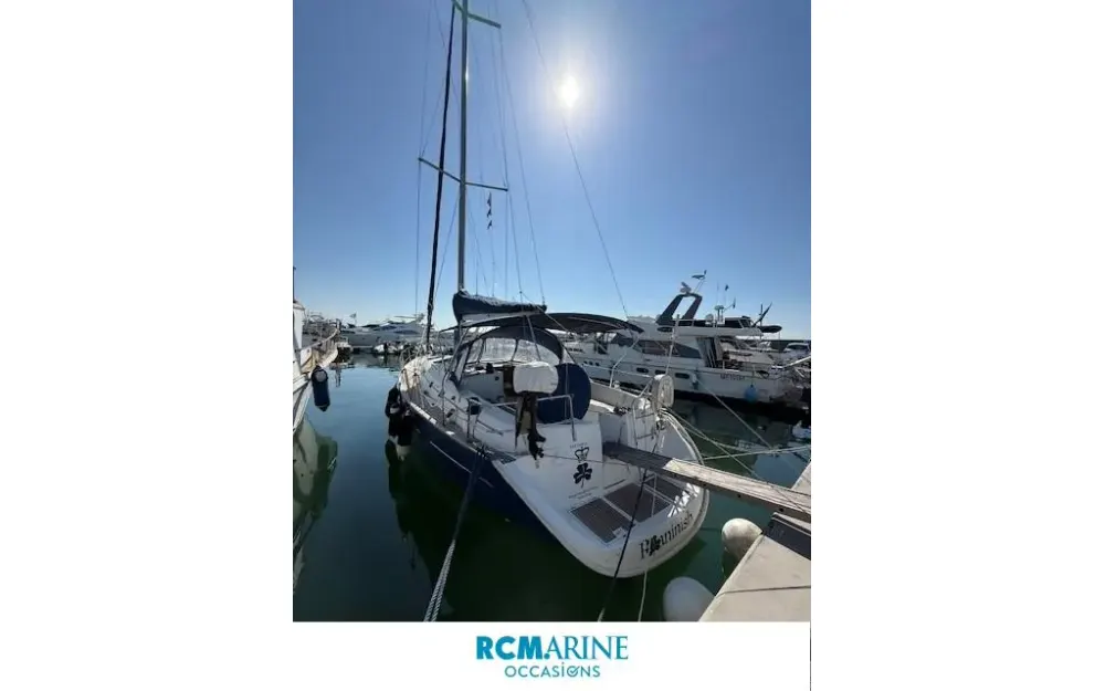 slider 24 Beneteau Oceanis 411 Celebration