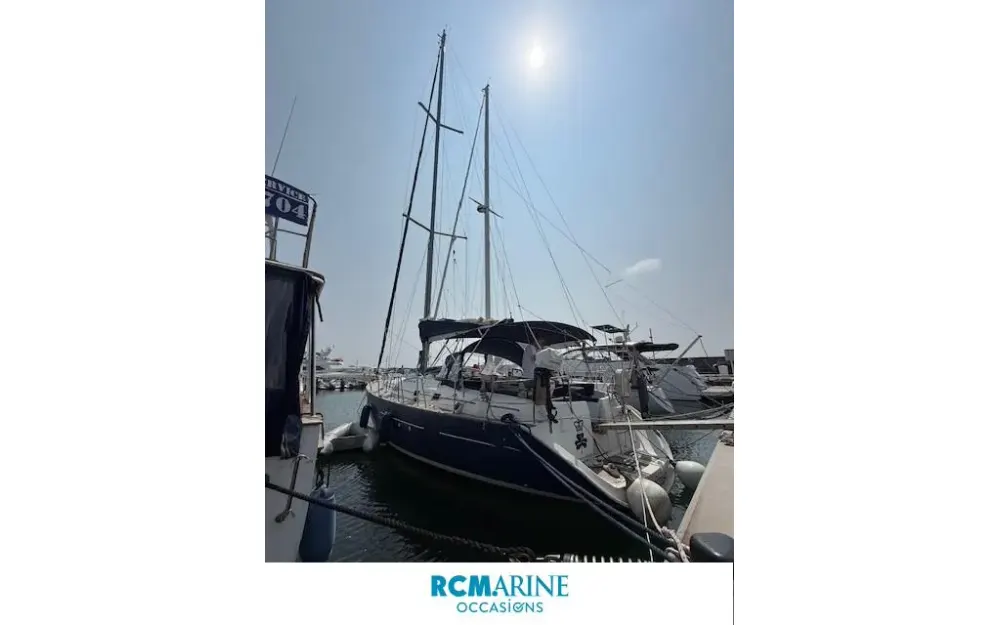 slider 2 Beneteau Oceanis 411 Celebration
