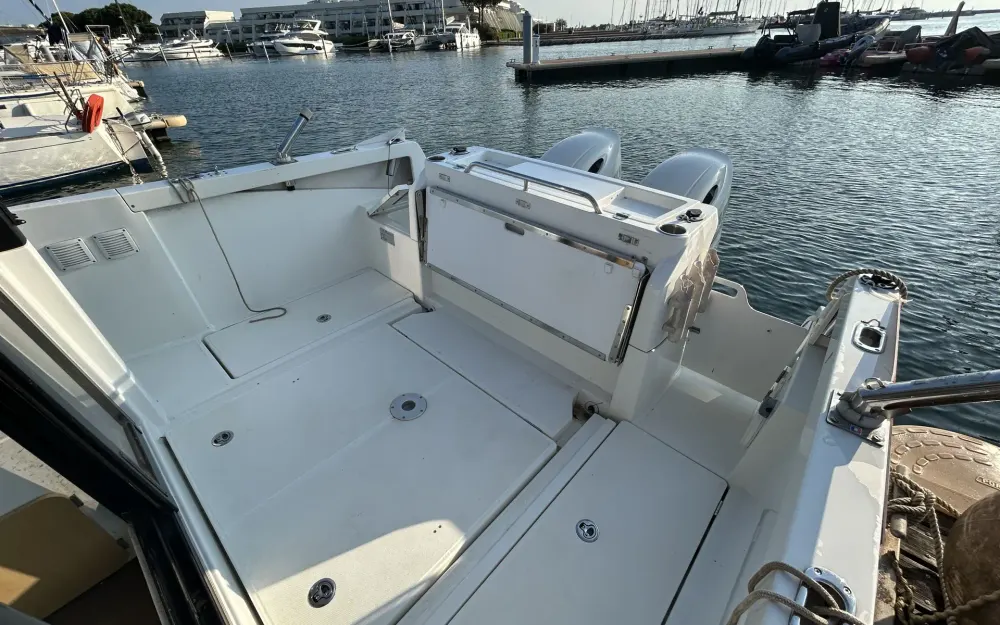 slider 7 Beneteau Barracuda 8
