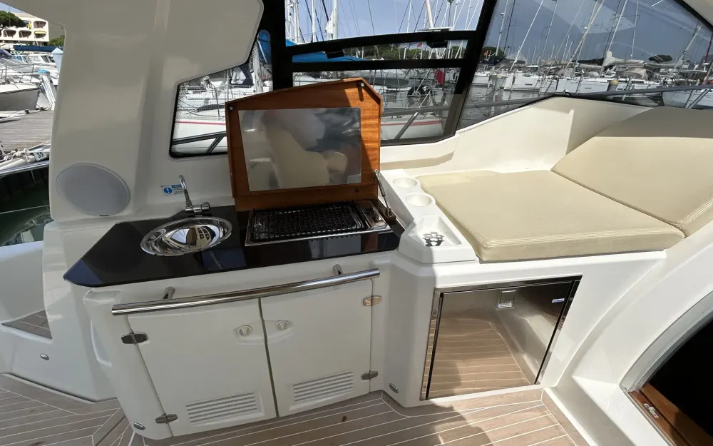slider 14 Cranchi M 38 Hard Top