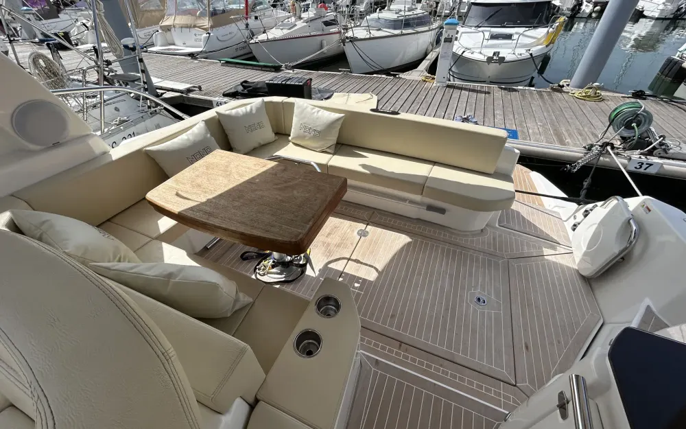slider 15 Cranchi M 38 Hard Top