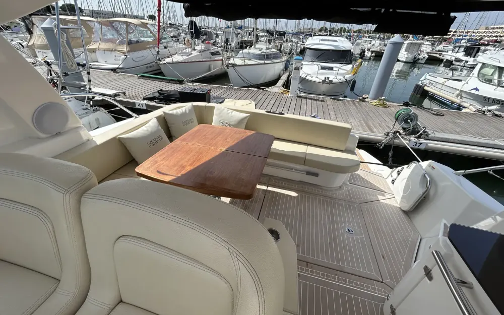 slider 16 Cranchi M 38 Hard Top