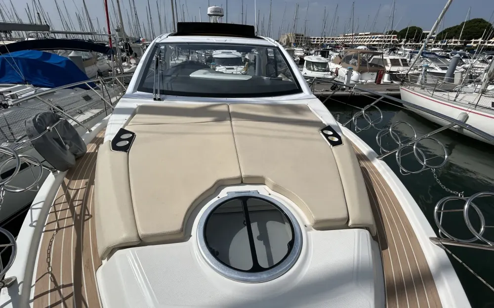 slider 5 Cranchi M 38 Hard Top