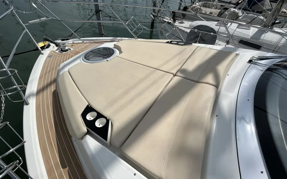 slider 6 Cranchi M 38 Hard Top