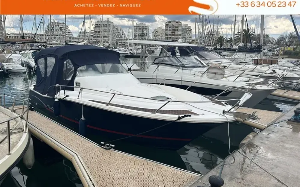 slider 1 Jeanneau Cap Camarat 925 WA