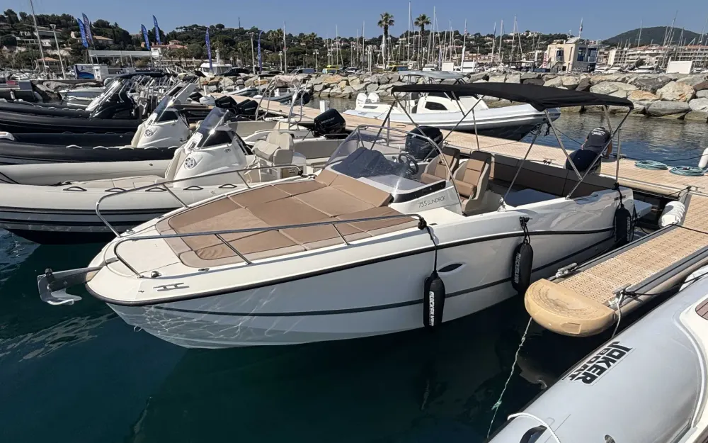 slider 2 Quicksilver Activ 755 Sundeck