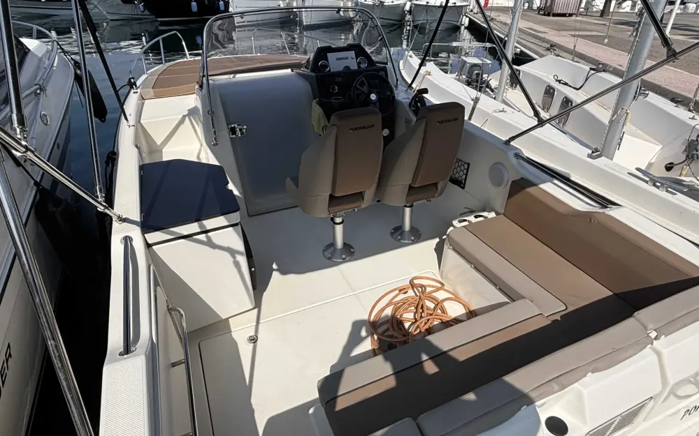 slider 3 Quicksilver Activ 755 Sundeck