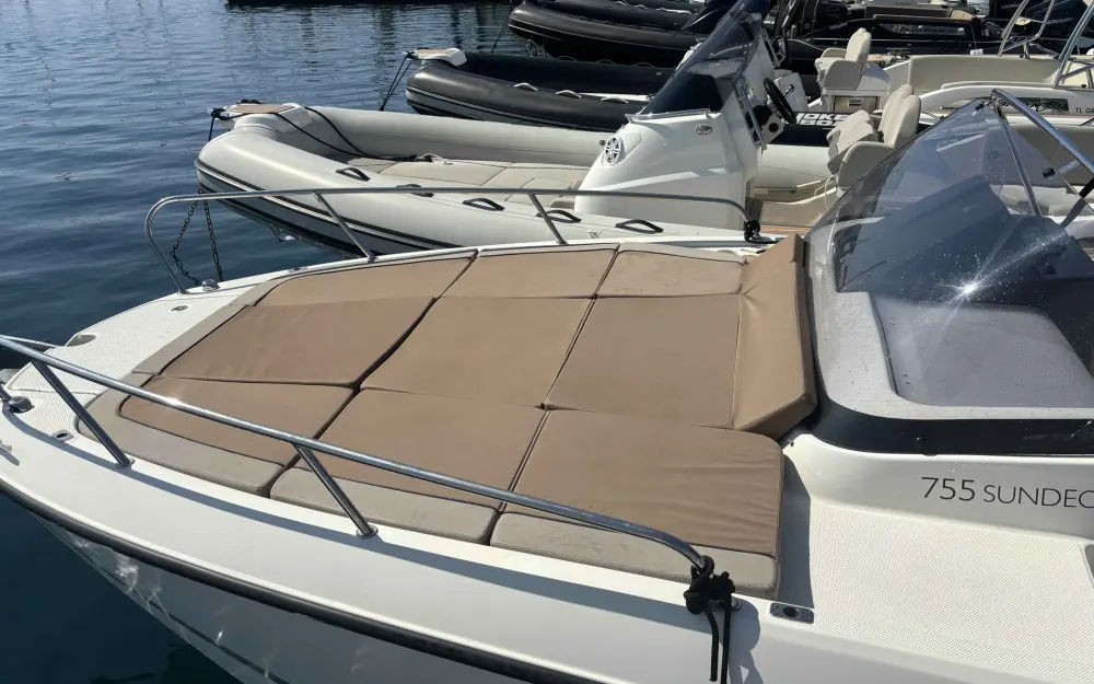 slider 4 Quicksilver Activ 755 Sundeck