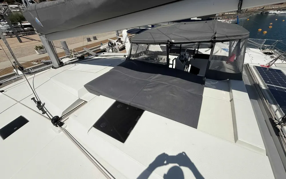 slider 5 Fountaine Pajot Astrea 42