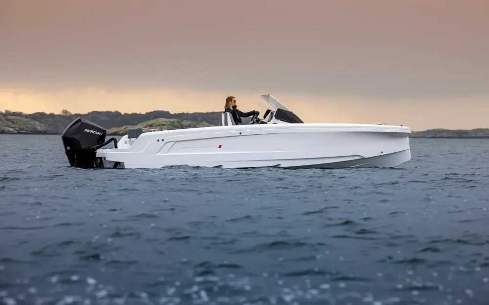 slider 1 Axopar  22 Spyder