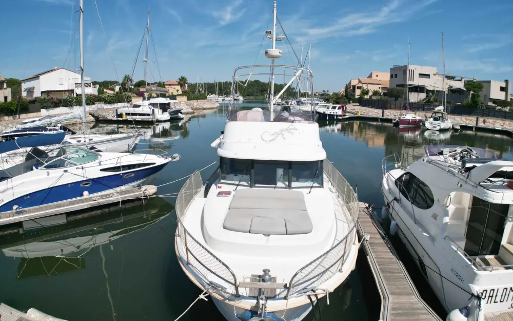 slider 4 Beneteau Swift Trawler 34 - null