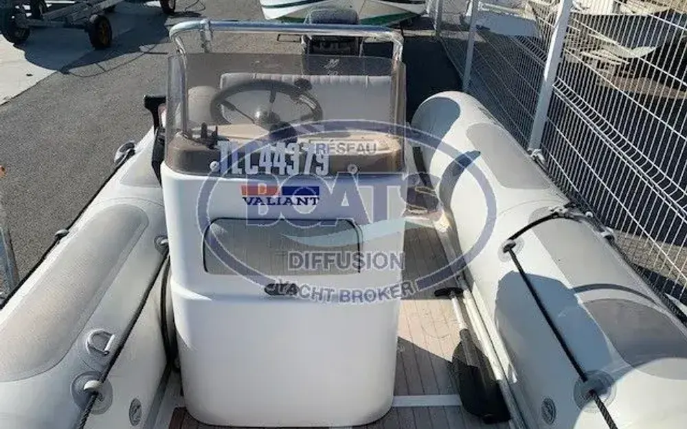 slider 1 Valiant  520