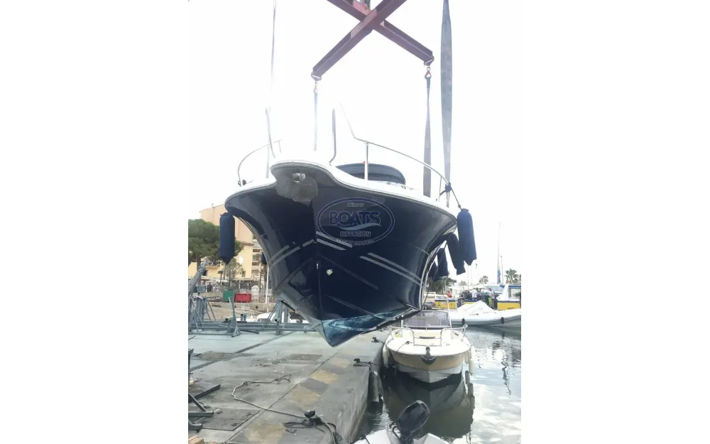 slider 9 Kelt White Shark 248
