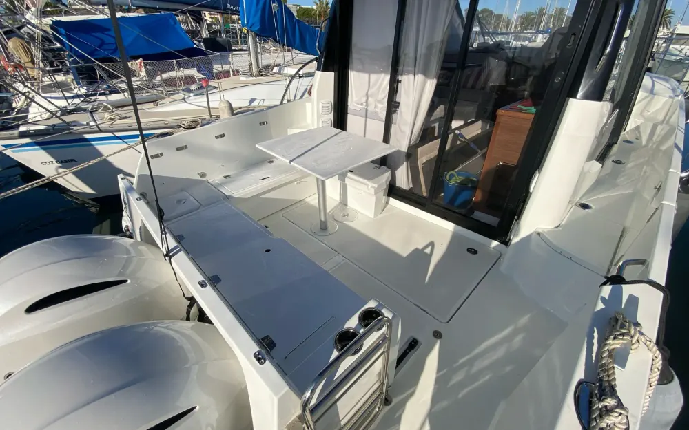 slider 1 Jeanneau Merry Fisher 895 Offshore - null