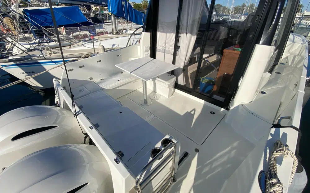 slider 2 Jeanneau Merry Fisher 895