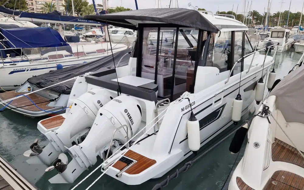 slider 7 Jeanneau Merry Fisher 895