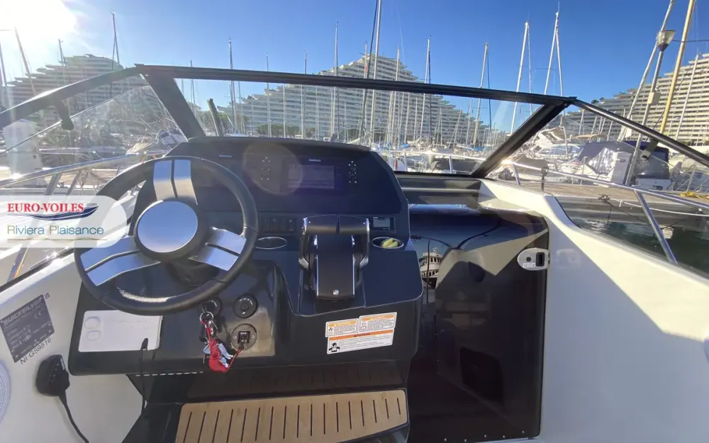slider 11 Quicksilver Activ 875 Sundeck - null