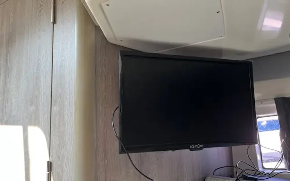 slider 19 Quicksilver Activ 875 Sundeck