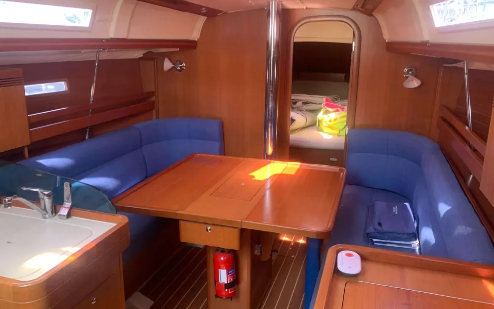 slider 31 Dufour  34 Performance - null