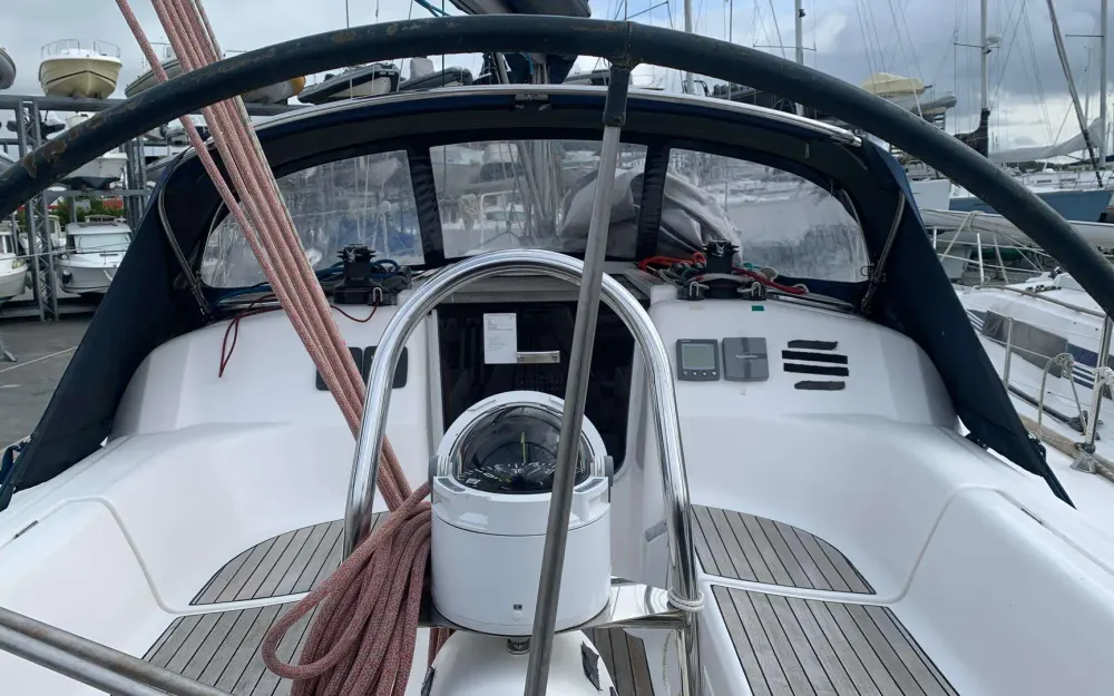slider 7 Dufour  34 Performance - null
