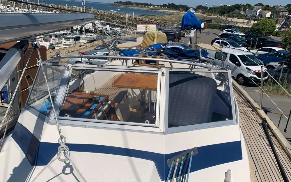 slider 10 Hallberg Rassy  352 - null