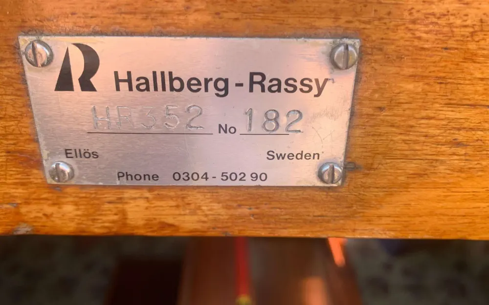 slider 18 Hallberg Rassy  352 - null