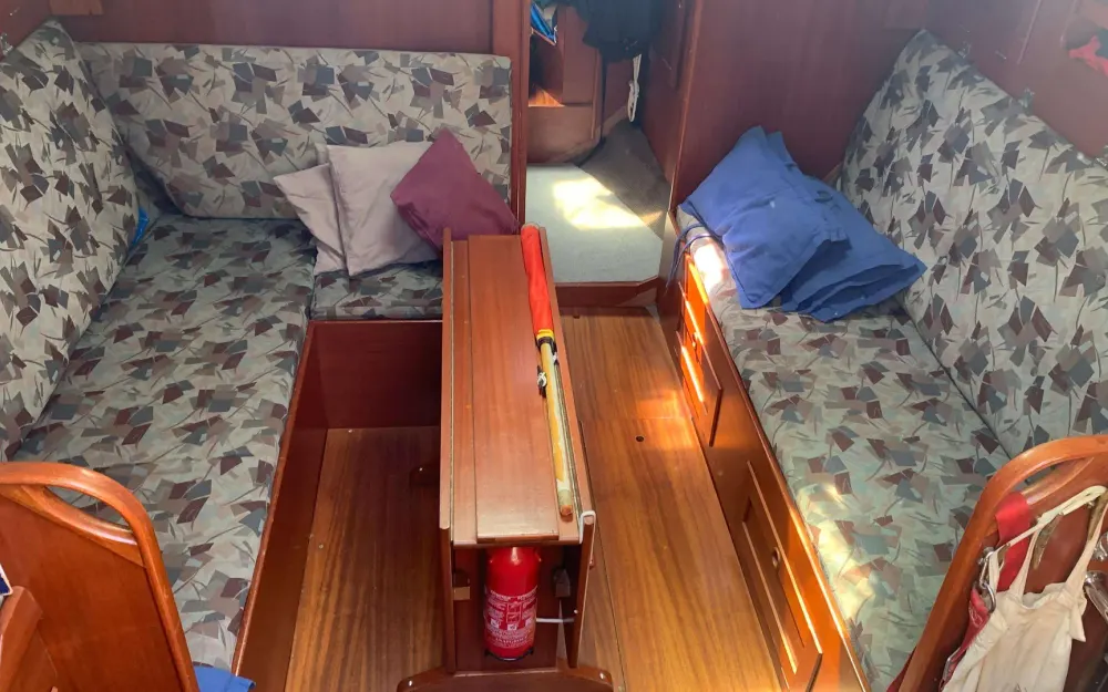 slider 20 Hallberg Rassy  352