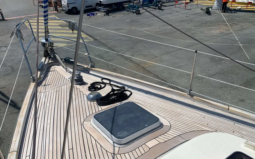 slider 42 Hallberg Rassy  352 - null