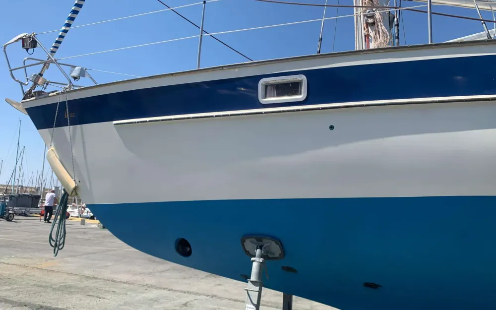 slider 49 Hallberg Rassy  352 - null